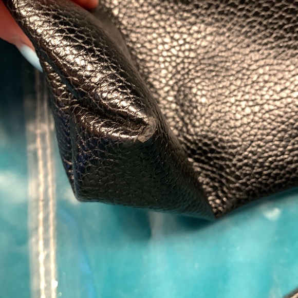 Black Textured Vegan Leather Slim Crossbody Bag - Picture 9 of 12